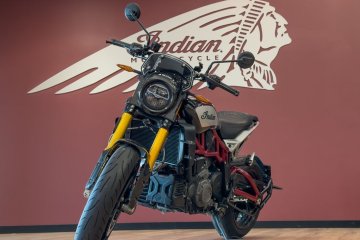 WYPRZEDAŻ-DEMO Indian FTR 1200 R Carbon